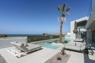 New Beachfront Mesogaia Villa with Heated Pool, Jacuzzi & Playroom, 60m from the beach - Pigianos Kampos - 9