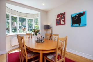 Veeve - Ace Delights - Londra - 3