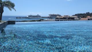 Chic Two-Bedroom En Suite in Central Town - Savoy Residence - Funchal - 6