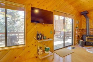 Idyllwild Cabin with Deck and Tahquitz Peak Views - Pine Cove - 3