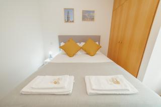 Downtown Trindade Apartment With Terrace by Vacationy - Porto - 9