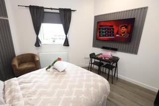 VR Apartments - Glasgow - 8