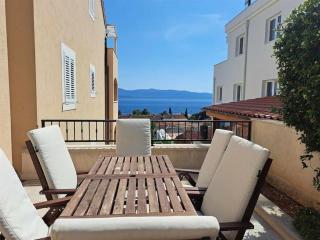 CozyHouse79 3-bedroom with gym - 9