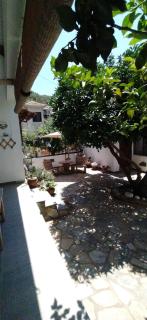 Sunny Days beach house - 2