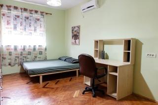 Cozy Apt near the City Center - Tirana - 4