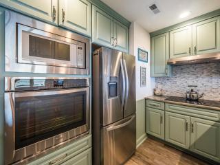 Queens Grant 211C - Surf City - 4