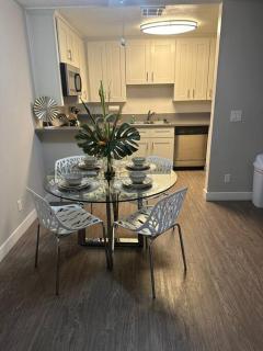 Two bedroom Hollywood apartment - Los Angeles - 3