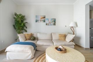 BohoChic YasIsland: Beside “F1” - 6