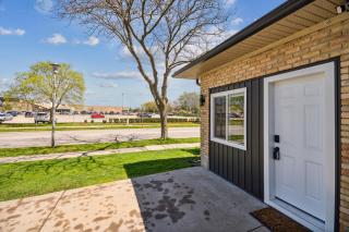 The Garden Suite in London, On 1BR, 1B with free washer and dryer - 6