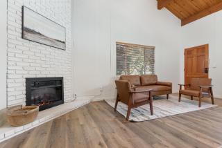 Camp Nelson Lodge Room 10 - Ponderosa - 8