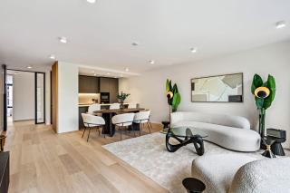 Upscale Urban Apartment Style & Comfort for Six - Lussemburgo - 6
