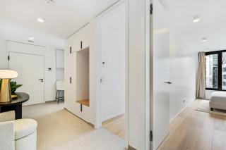 Upscale Urban Apartment Style & Comfort for Six - Lussemburgo - 3