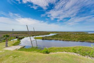 Waterfront Perry Home Rooftop Deck, Pets Welcome! - 9