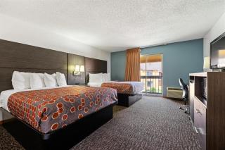 Chicago Club Inn & Suite - Oakbrook Terrace - 1