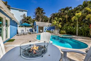 A Reel Beauty - 2 Blocks to Beach! Pool, Spa, Putting Green, by Anna Maria Life Vacation Rentals - 4