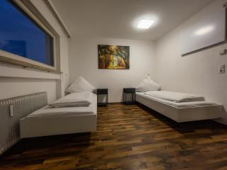 Budget Studio - 2 Einzelbetten - Parkplatz - Dornbirn - 0