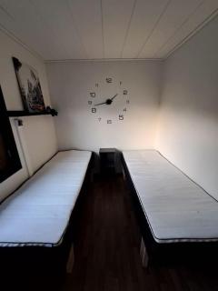 Lägenhet nära Mariehamn Vedbastu på gården - - 4
