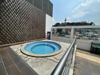 Blue suite en Puerto Santa Ana con vista al rio! cerca al malecon - Guayaquil - 9