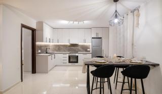 Ethereal Oasis Penthouse - Salamina - 9