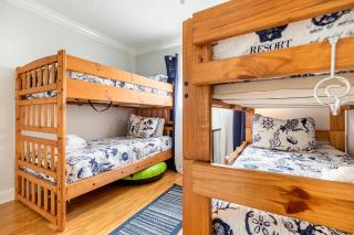 Cute Coastal Condo- 2 Bedrooms 2 Bathrooms- Pool, Hot Tub, Tennis, Pickleball - Hilton Head Island - 4