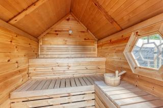Blue Tiny House with HotTub - Zeewolde - 2