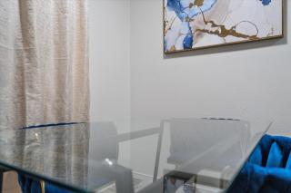 Mins to Downtown Luxury 2BR & Arcade - 4