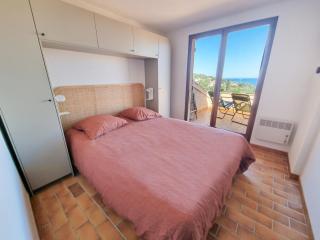 Le Grand Bleu - T4 avec garage - Wifi - Vue mer - Le Lavandou - 2