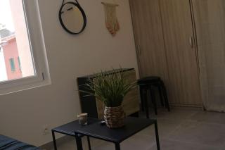 Studio cosy et climatisé, idéal pour 2 pers - La Crau - 2