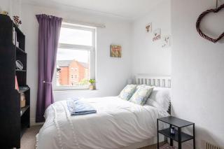 BRIDGE TERRACE - Spacious living area, well designed & wood burner - Northallerton - 1