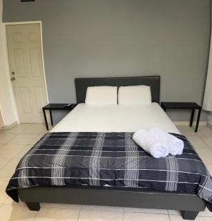 Habitación céntrica y espaciosa con A/A - Panama City - 5