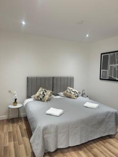 MK Apartments, Chorlton, Manchester, Car Park - Manchester - 6