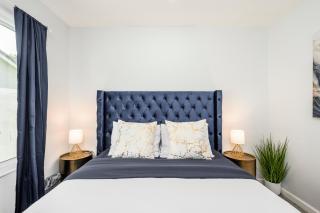 Mins to Disney Chic 3BR with Arcade - 3