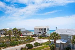 Cloud Nine By the Sea - 4