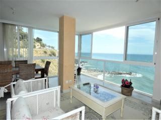 The Pearl with Private Beach Access - Benalmádena - 8