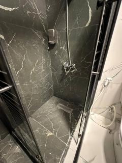 Stylish Luxe Apartment Fr 0006 - Umm Uthainah - 1