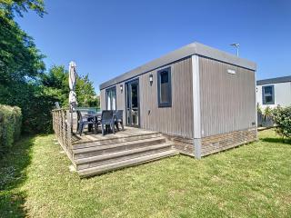 Mobil-home Grand Confort proche plage avec piscine chauffée, fitness et parking, Jullouville - FR-1-361A-17 - Jullouville-les-Pins - 0