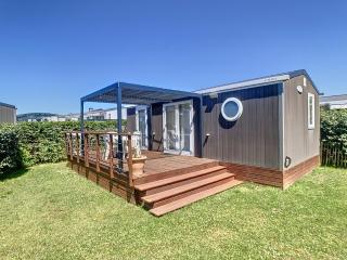 Mobil-home Grand Confort à 200m de la plage avec piscine chauffée, 4 pers, terrasse, parking - FR-1-361A-21 - Jullouville-les-Pins - 9