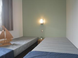 Mobil-home confort 4 pers, 2 ch, piscine chauffée, 200m plage, parking, wifi gratuit, animaux ok - FR-1-361A-32 - Jullouville-les-Pins - 2