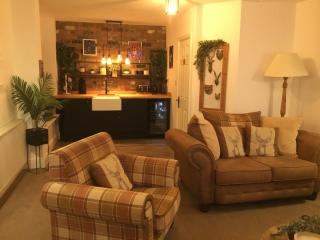 The Coachmans Cottage - Rock Ferry - 1