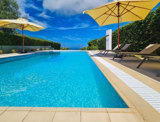 Luxurious 4-Bedroom Villa Anya with Private Pool in Kassandra, Halkidiki - Paliouri - 3