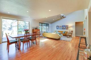 2 Master Suites, Fenced Yard, Hot Tub - Bend - 2