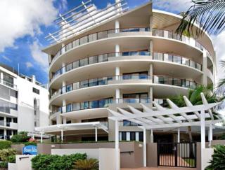 Family Friendly 3 Bedroom - River Views - short walk to the Beach - Maroochydore - 0
