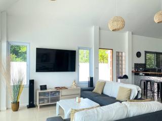 Villa Palmira - Quiet Villa with Sea View - Amphoe Koksamui - 2