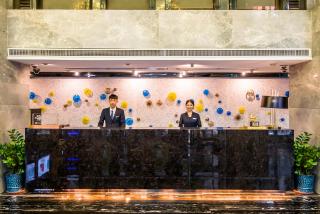 La Perle International Hotel - Free shuttle between hotel and Exhibition Center during Canton Fair & Exhibitor registration Counter - Canton - 2