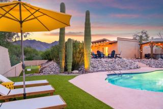 Tucasa - Private Backyard Resort - Theater - 0