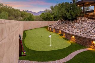 Tucasa - Private Backyard Resort - Theater - 7