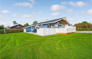 Awesome Home In Juelsminde With Kitchen - Sønderby - 1