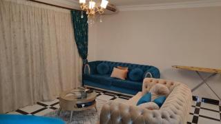 شقه عائليه لوكس بشارع مكرم عبيد 2121 - Cairo - 8