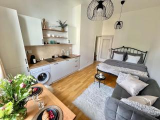 Beautiful apartment near Muzeum - Praga - 0
