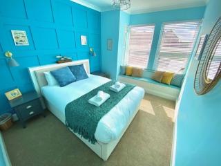 2 Bedroom Apartment with Garden, Close to Beach - Southend-on-Sea - 0